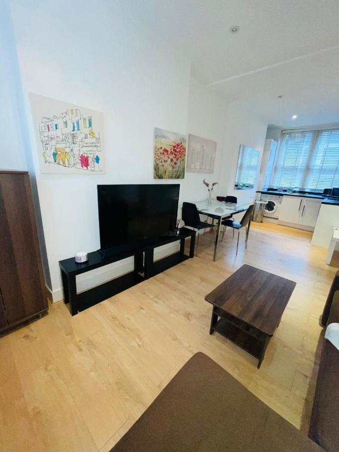 Amazing 2 Bedroom Apartment Λονδίνο Εξωτερικό φωτογραφία