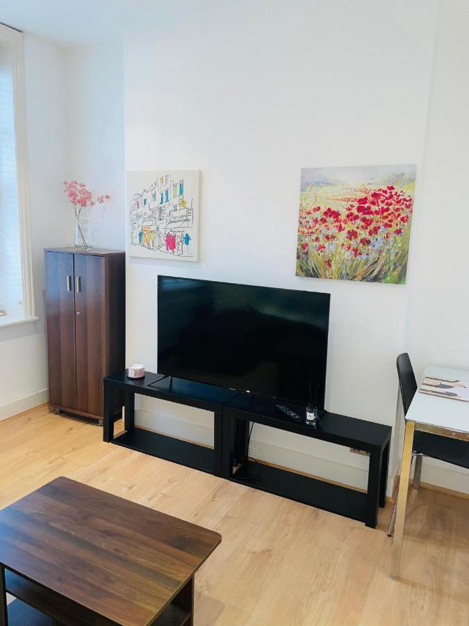 Amazing 2 Bedroom Apartment Λονδίνο Εξωτερικό φωτογραφία